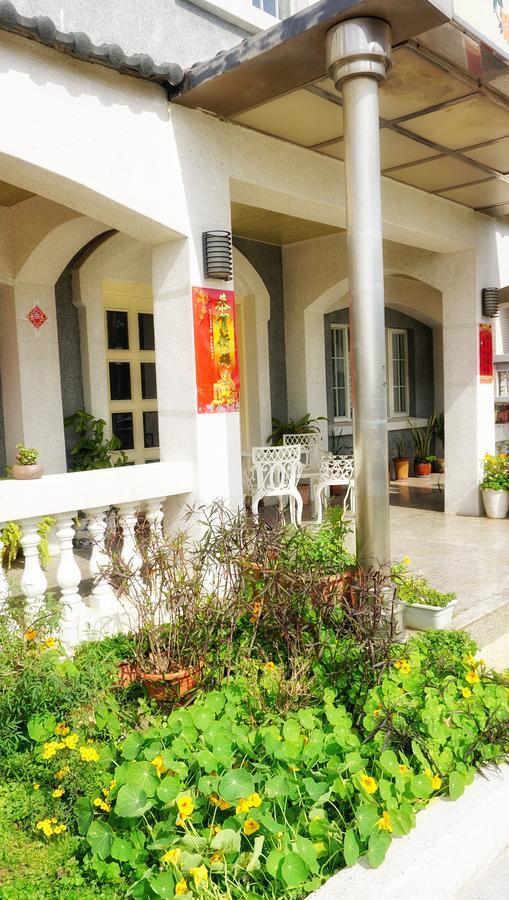 Red Roof B&B Jinhu Bagian luar foto