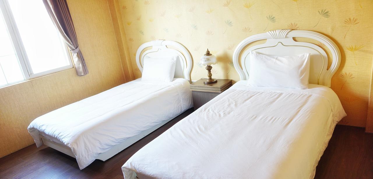 Red Roof B&B Jinhu Bagian luar foto