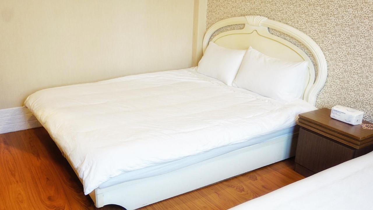 Red Roof B&B Jinhu Bagian luar foto